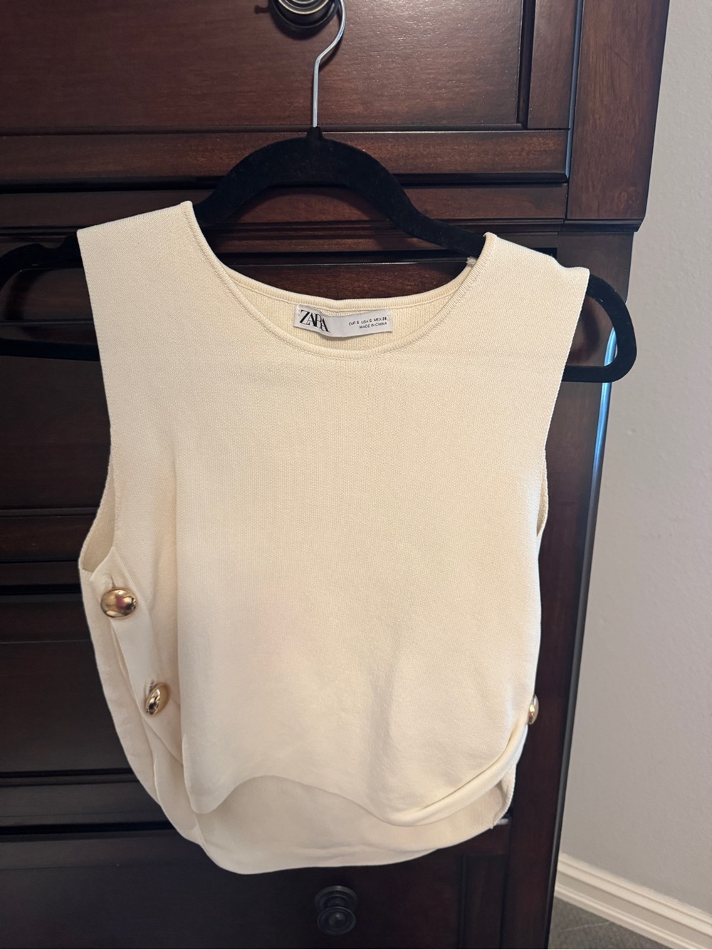 Zara Cream Sleeveless Knit Top with Gold Buttons